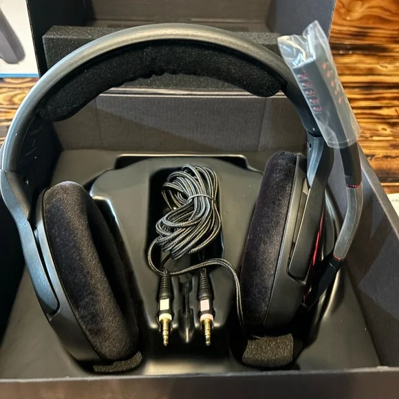 Sennheiser GAME ONE Gaming Headset PC/ PS4/ Xbox One /Mac/ Mobile and Tablet